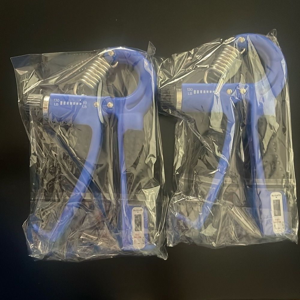 Hand grip strengthener